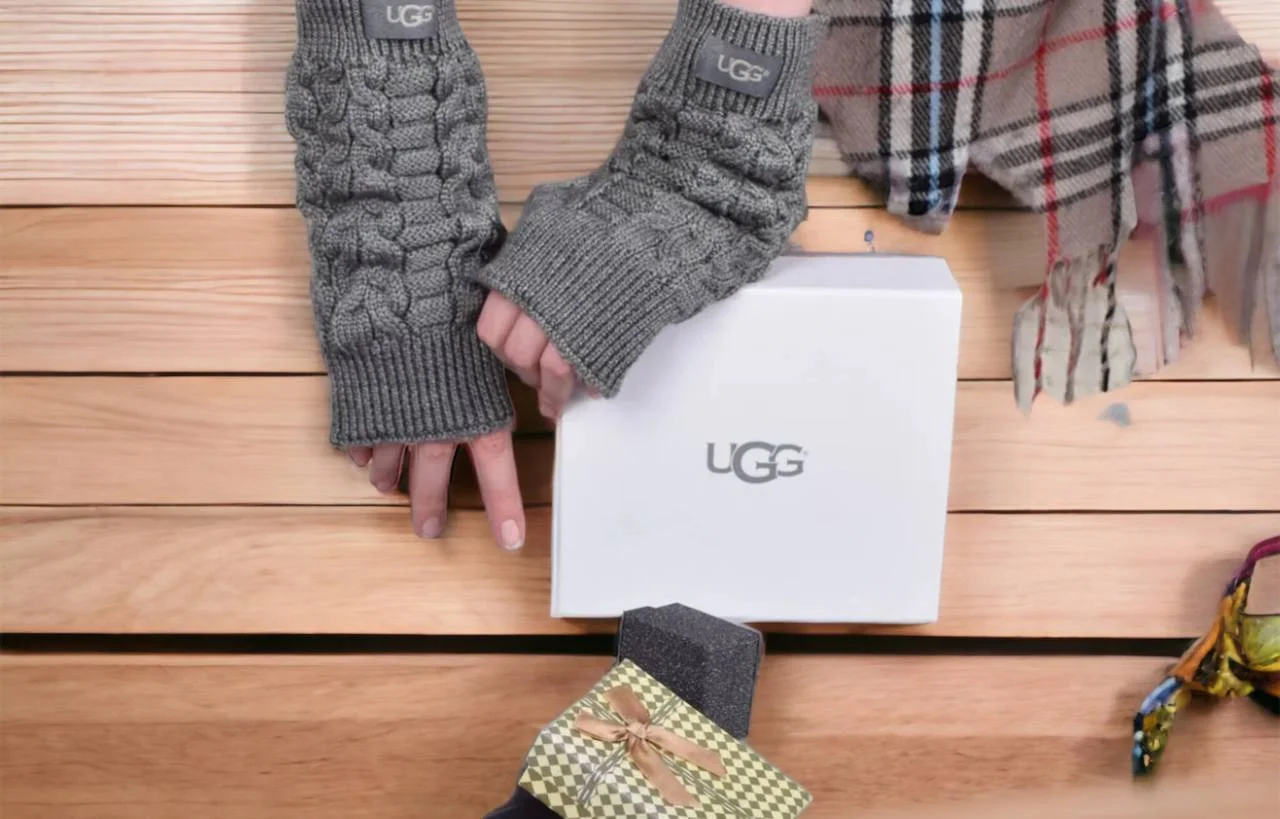 Ugg Fingerless Gloves w/ Sherpa Trim-Grey